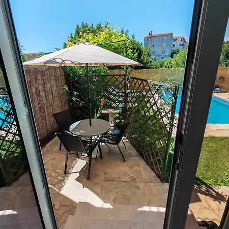 Em Stobrec Croatia Апартаменти Спліт